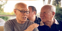 成年视频在线播放